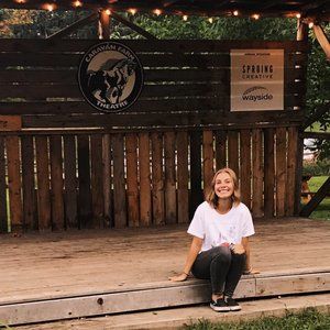 Meet your Posher, Claire